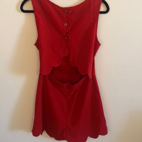 Mount Rau | Red Scallop Hem Open back Romper, M - Picture 3 of 4